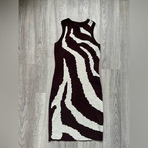 Women's Zebra Striped Print Sleeveless Bodycon Sweater